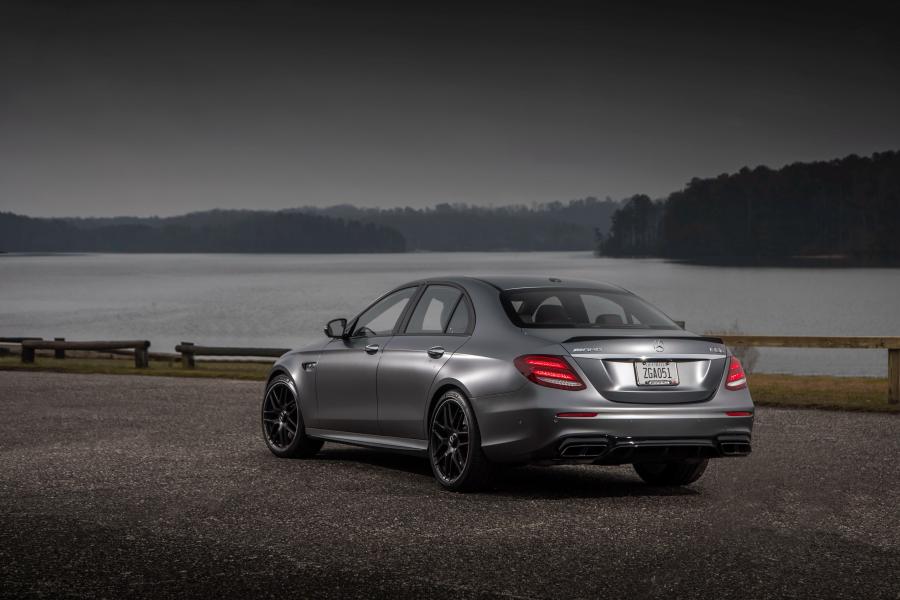  Mercedes-AMG E63 S 4Matic+ (W213) 2017 года  (NA) (фото 5 из 40)